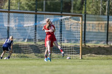 Bild 346 - wBJ Hamburger SV - Hertha BSC : Ergebnis: 5:2